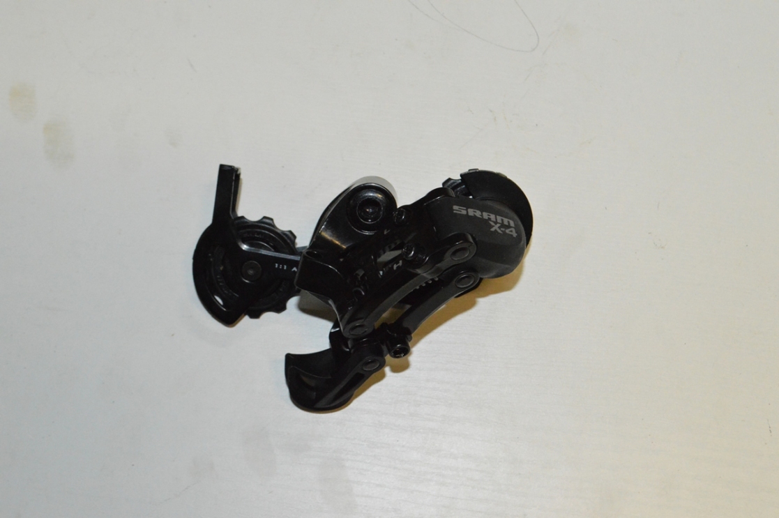 Переключатель задний SRAM  RD X4, 87скор 