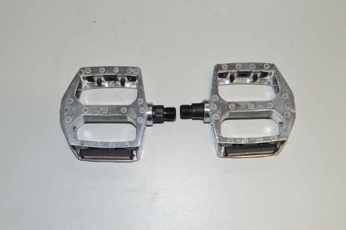 Педаль алюминевая JD-104, код. 40107 