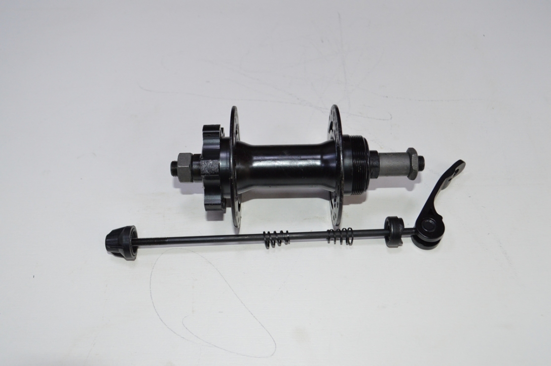 Втулка задняя STG A22R сталь 32отв. 135 под трещетку disc-brake Х95356  