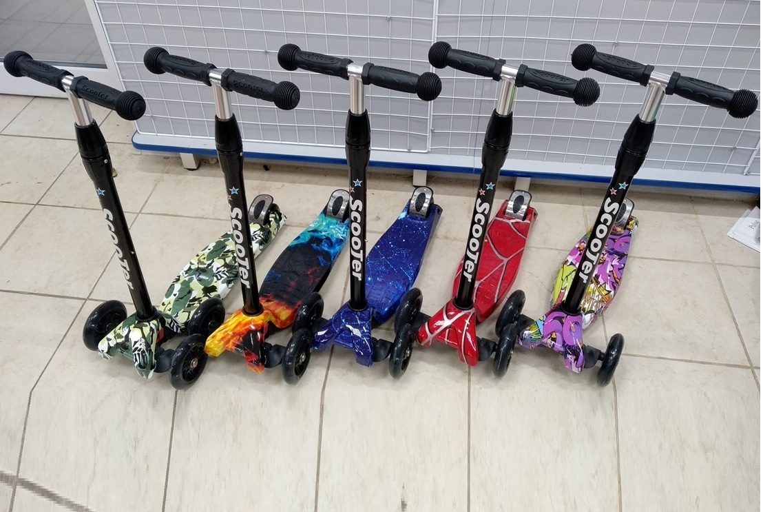 Самокат Scooter SK-064 (аналог SK-016), 5 цветов граффити в ящике. 