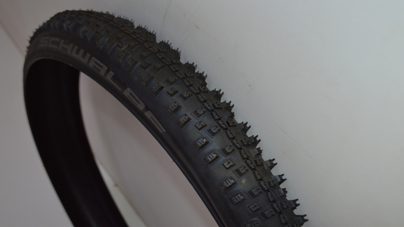 Покрышка Schwalbe 26x2.25 (57-559) SMART SAM Performance B/B-SK HS476 Addix 67EPI 