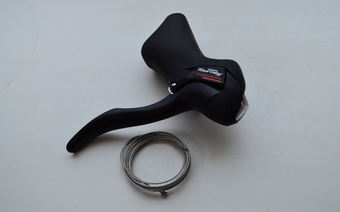 Ручка перек. скор. с тормозом правая Shimano ST-A070,RIGHT 7-SPD, 2000MM 