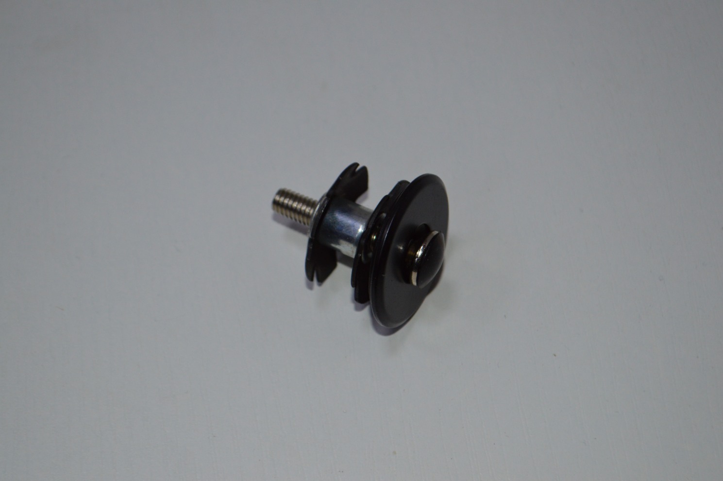 Якорь рулевой колонки 1-1/8 Kenli 