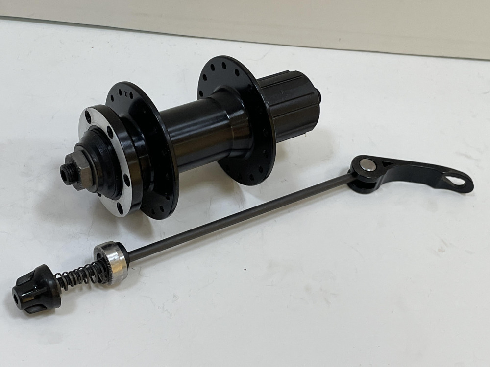 Втулка задняя спорт алюм. 32Н JOYTECH D142DSE кассета, код 40449  