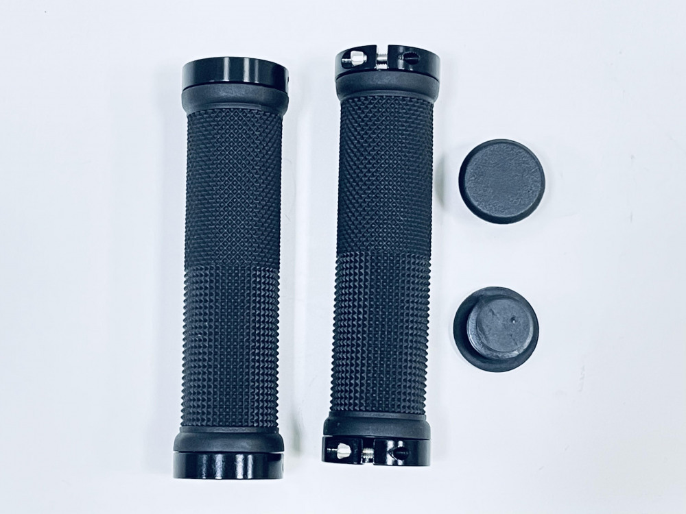 Ручка руля резиновая Lorak 41250 с зажимами 130mm 