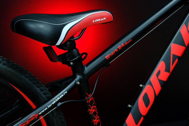 Lorak Shark 24 Black Матовый Чёрный/Красный  
