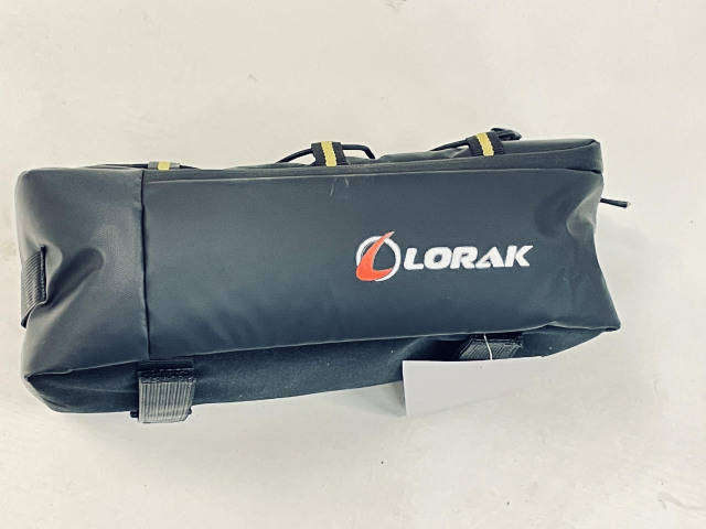 Сумка Lorak 462 на багажник 29х17х12см черно-черный, код 46201  