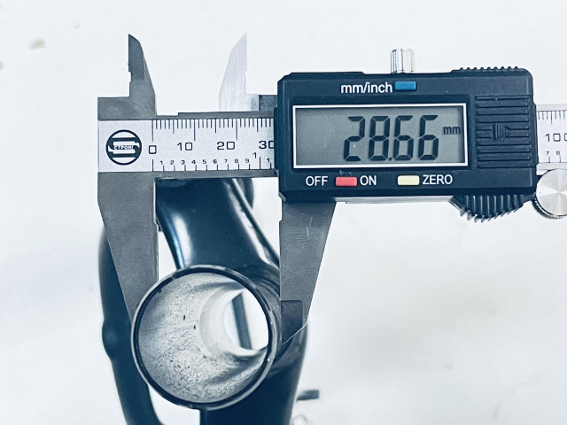 Вилка 27,5" аморт. без резьбы Disk 1 1/8" Heam/Maxstar, код 41232  