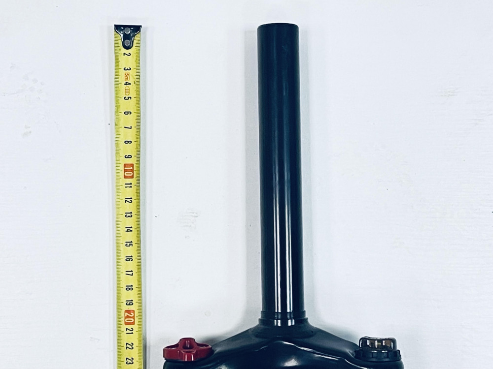 Вилка 27,5" аморт. без резьбы Disk 1 1/8" с блокировкой, код 41234  