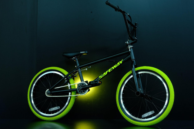 SAFEWAY BMX 20 Чёрный/Жёлтый с пегами  